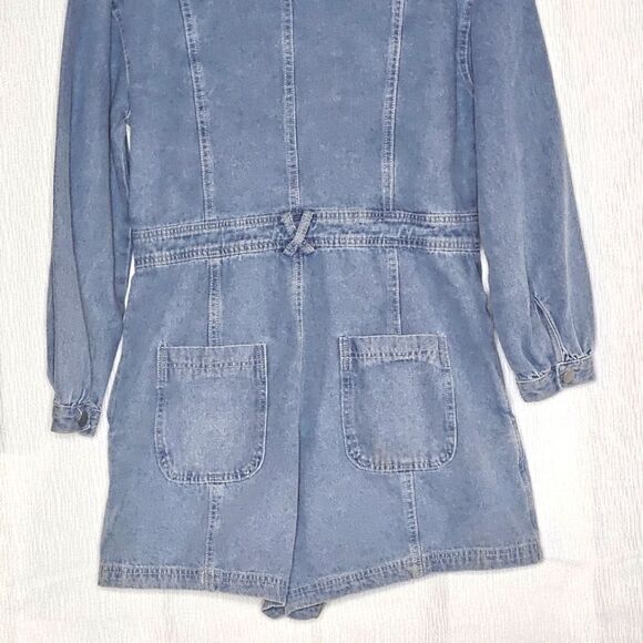 Storia Light Wash Denim Button Front Ruffle Collar Belt Loop Side Pockets Romper - Picture 5 of 14